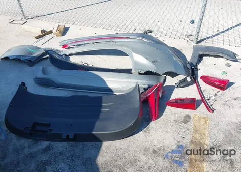 2021 Hyundai Santa Fe Se z USA, uszkodzony, nr VIN 5NMS1DAJ8MH322590